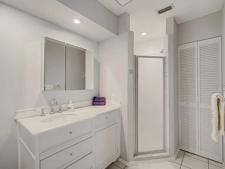 2029 Wood Hollow Ln — Photo 17