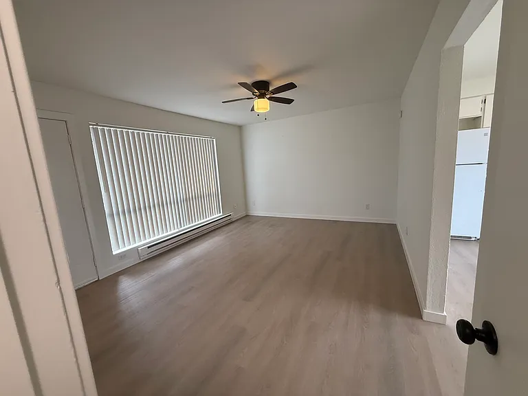 2330 I St NE #1 — Photo 7