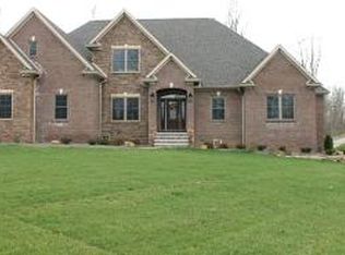 1044 Hunter Ridge Trl, Boonville, IN 47601