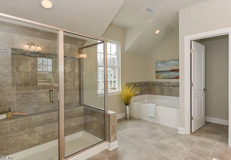 1005 Beachstone Quay — Photo 26