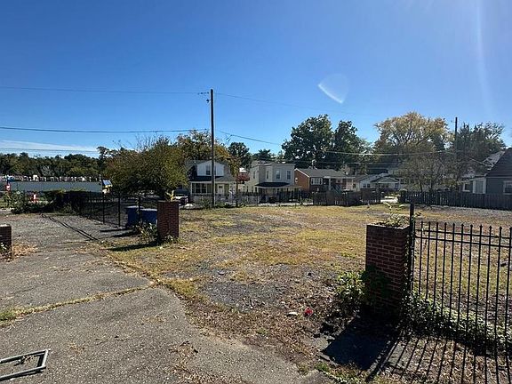 5th image of 5927 Central Ave