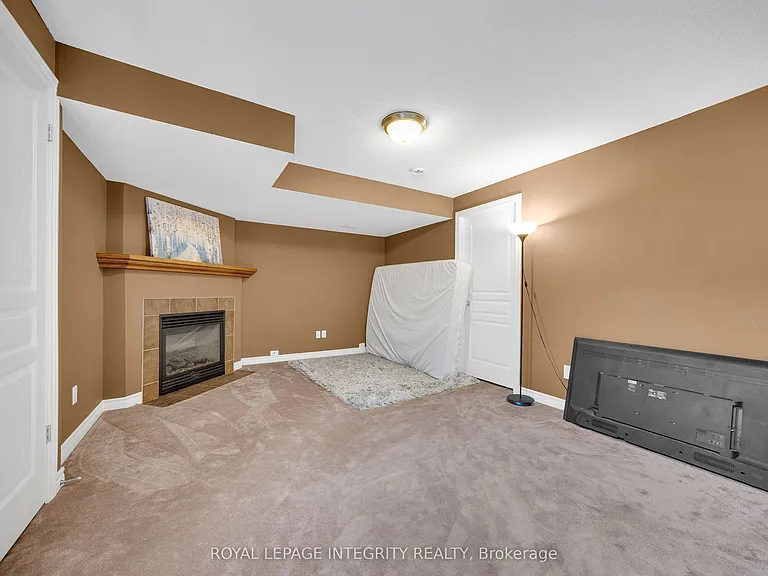 175 Hornchurch Ln — Photo 29