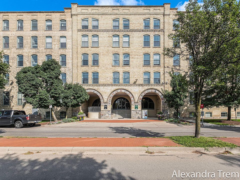 1st image of 940 Monroe Ave NW Unit 339