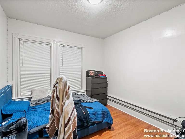 47 Hillside St #A — Photo 13