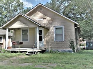 709 S Tremont Ave, Ottawa, KS 66067