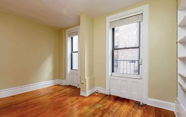 Rented by Sassoon Group | media 10