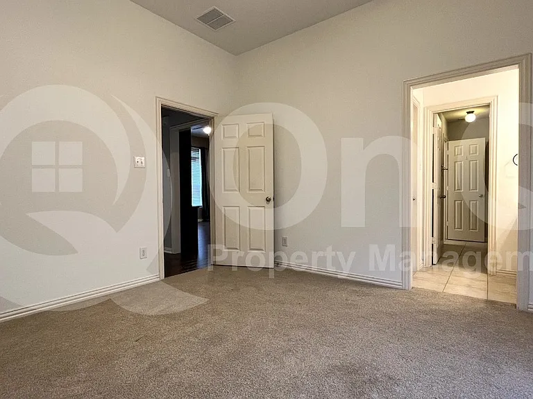 6798 Lee Meadow Dr — Photo 17