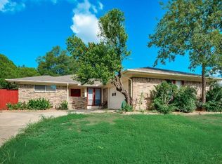 1606 Malibu Dr, Carrollton, TX 75006