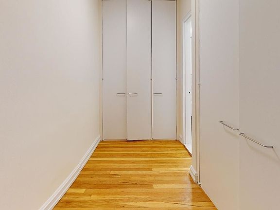 3rd image of 305 W 13th St #5F1