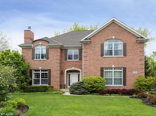 1184 Somerset Dr, Glenview, IL 60025