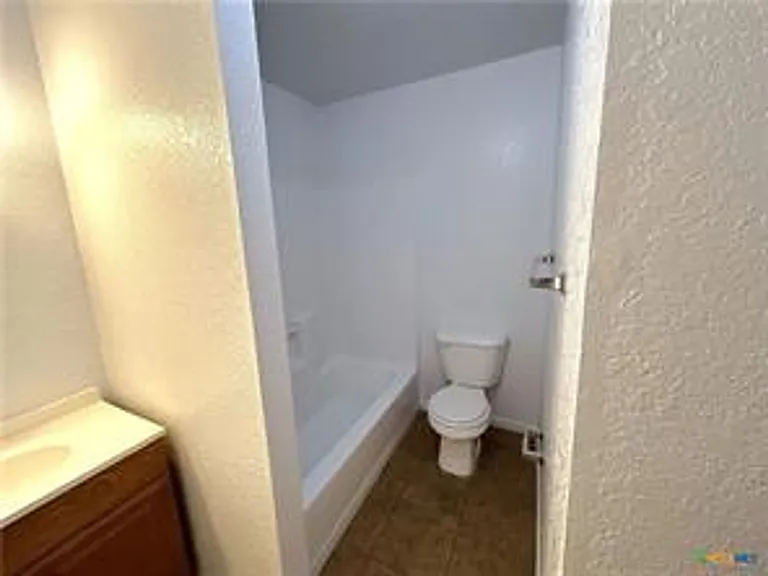 10411 Trimmier Rd #B — Photo 10