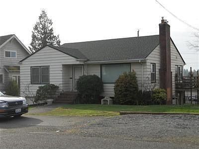 2nd image of 9243 Phinney Ave N