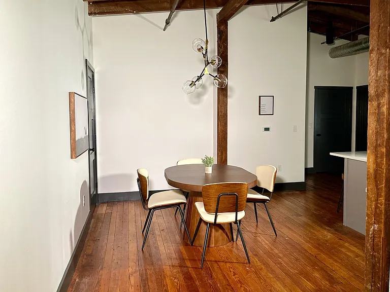 437 W Grant St #302 — Photo 22