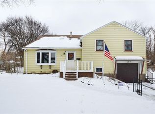 186 Alfonso Dr, Rochester, NY 14626