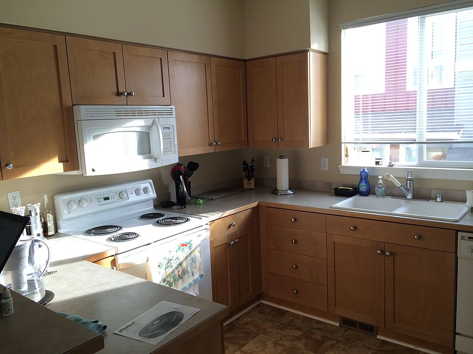2nd image of 9031 161st Pl NE #3102