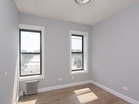5th image of 310 E 25th St APT 1D
