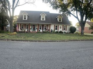 209 Woodside Ln, Dyersburg, TN 38024