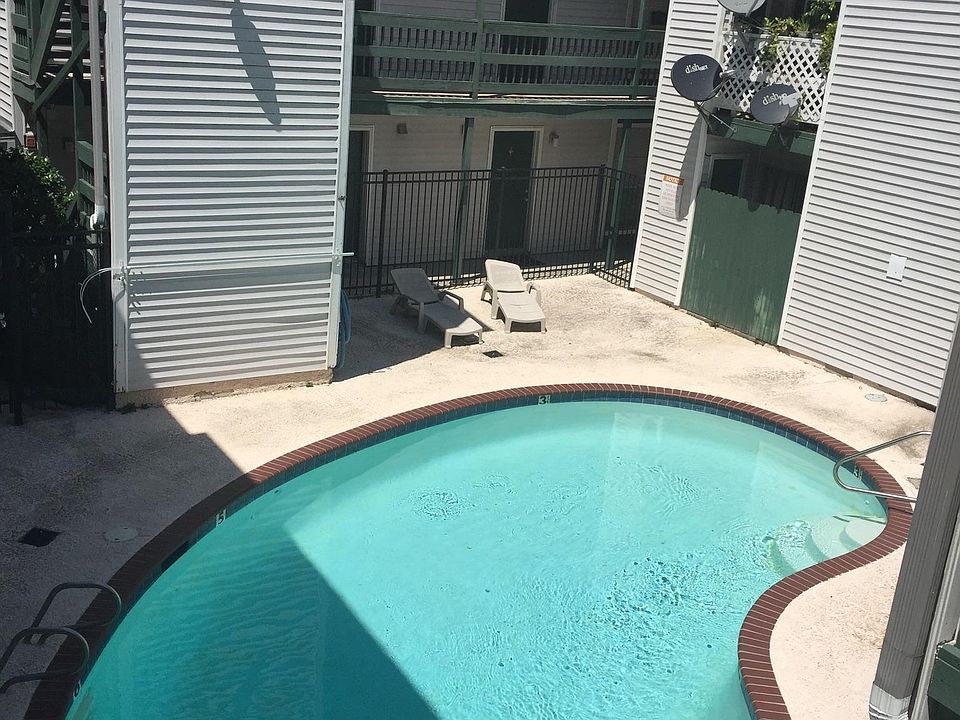 2nd image of 4101 Hessmer Ave APT 219