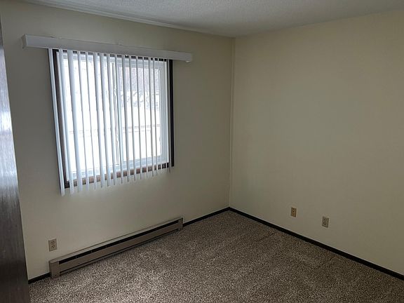 2nd image of 365 Baldwin Ave NW APT 205