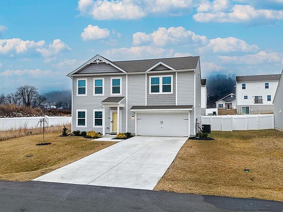 3rd image of 154 Diving Scaup Rd