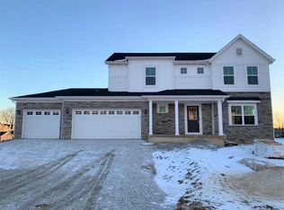2700 Stirling Dr, Valparaiso, IN