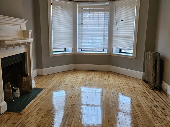 2nd image of 59 Brighton Ave APT 1