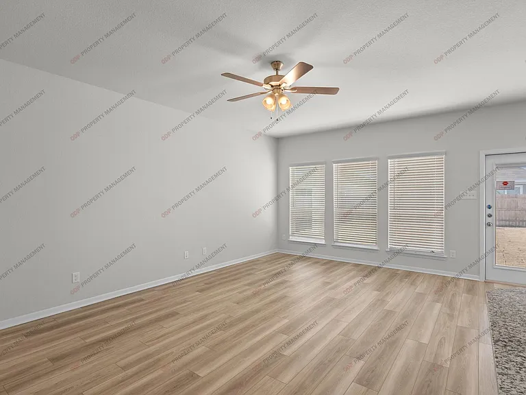 2704 Wasilla Dr — Photo 12