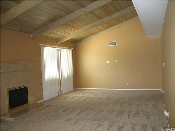 4th image of 1121 N Pasadena Ave