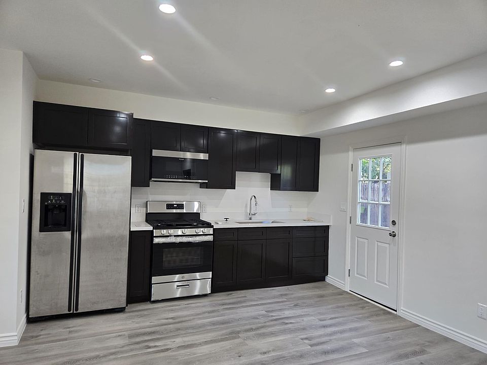 1st image of 7509 Lurline Ave