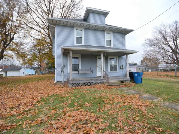 409 S Main St, North Liberty, IN 46554