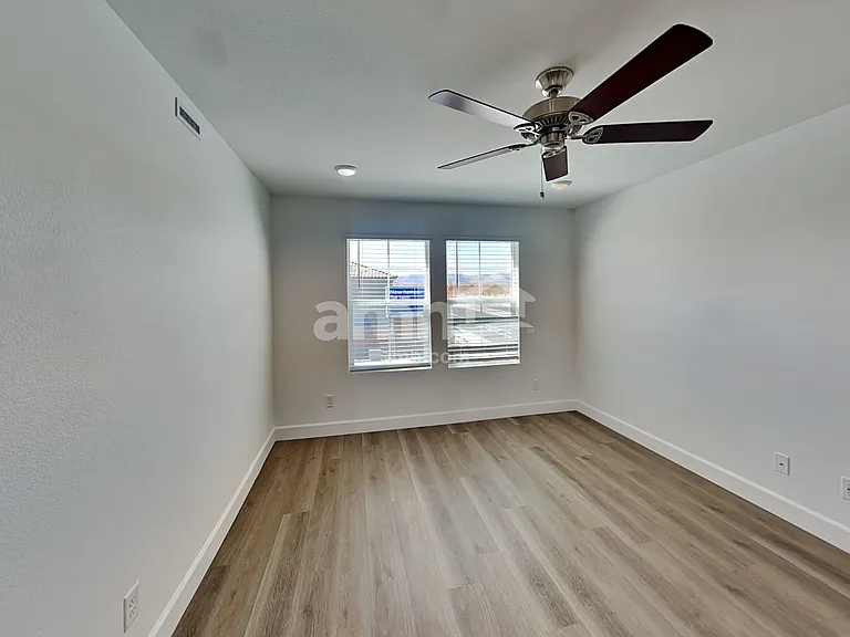 10506 Lagaspi Dr — Photo 9