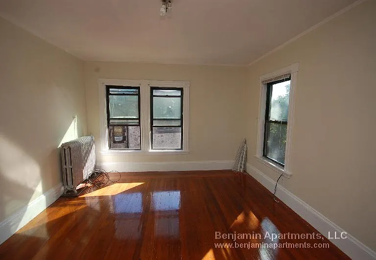 31 Quint Ave #2 — Photo 10