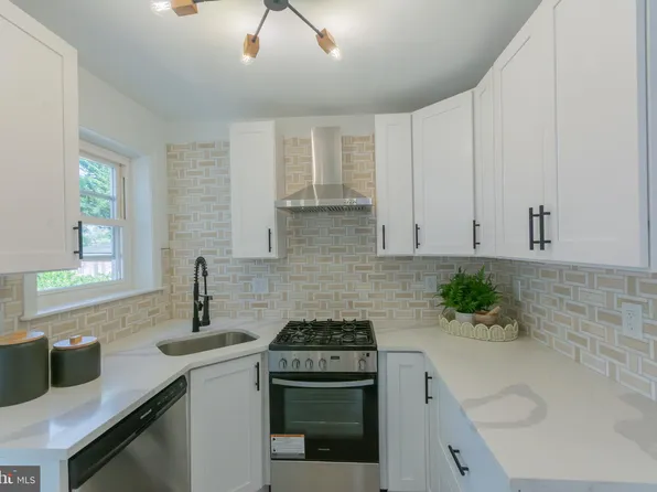 5446 Varnum St, Bladensburg, MD 20710