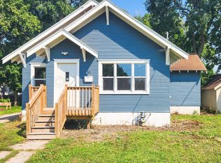 116 12th St N, Moorhead, MN 56560