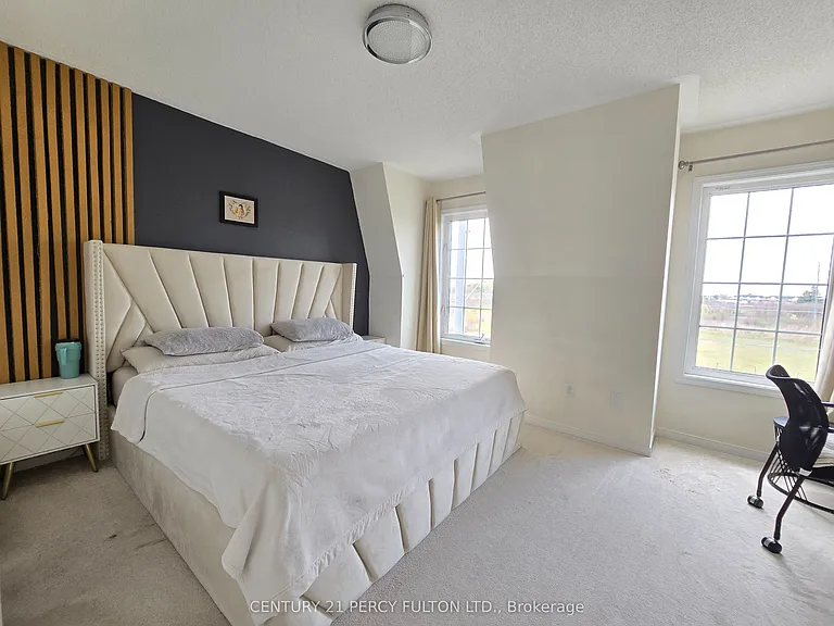 1389 Salem Rd N — Photo 13