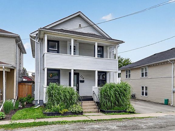3rd image of 114 Pilkington St E