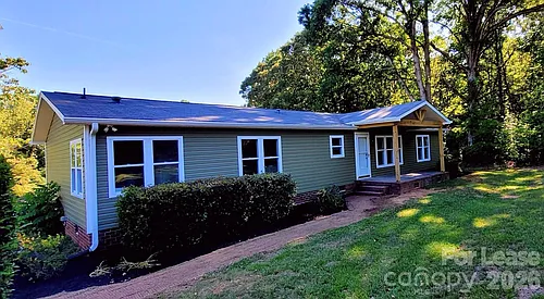 151 Scotsman Dr Photo 1 151 Scotsman Dr Photo 1