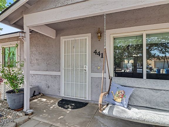 3rd image of 441 Longtree Ave