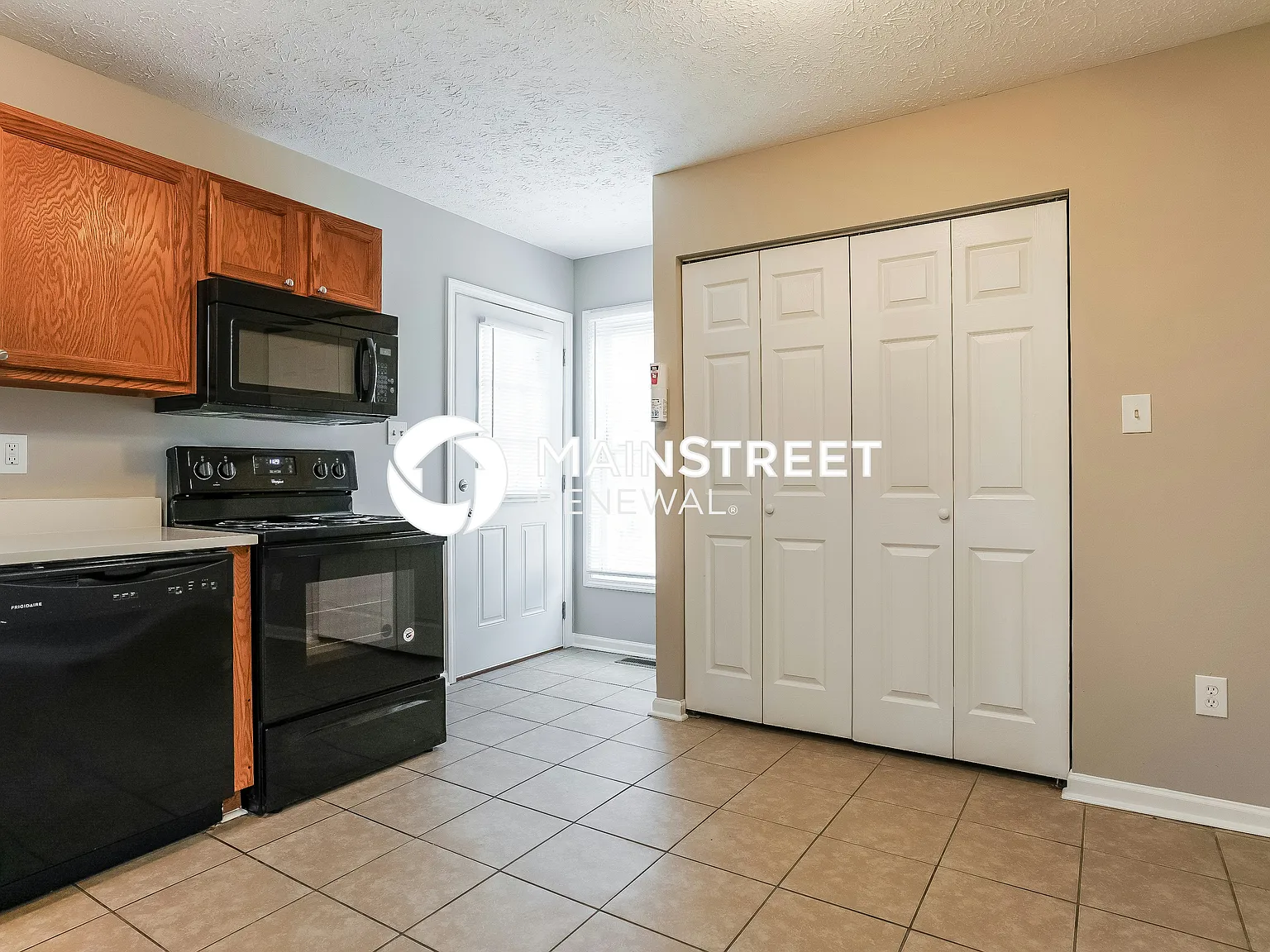 708 Cook Rd — Photo 3