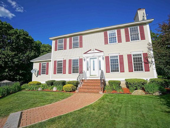 3rd image of 97 Beech Plum Dr