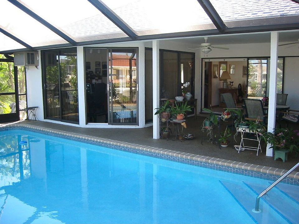 2nd image of 1509 SW 52nd Ter