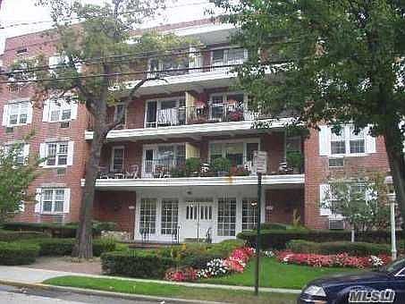 1st image of 70 N Grove St APT 4N