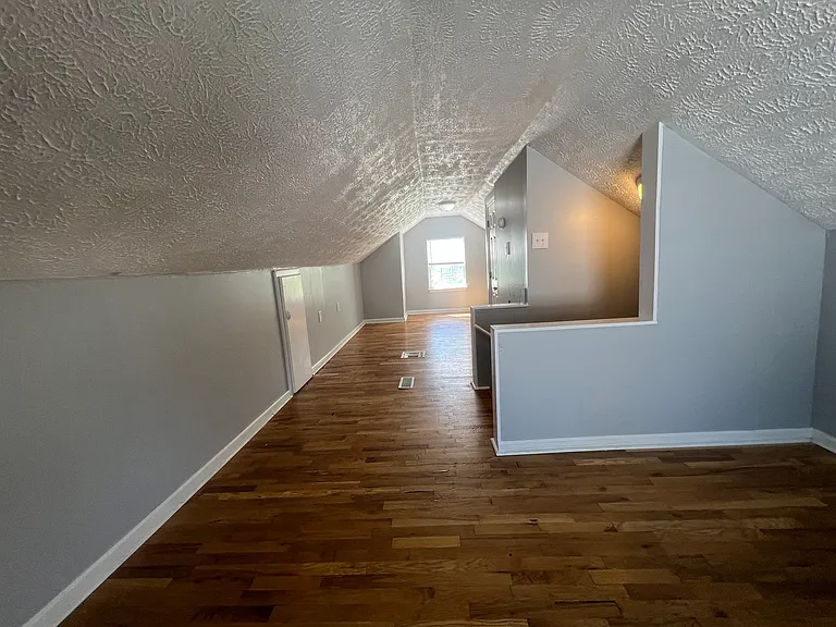 1731 Sonne Ave — Photo 13