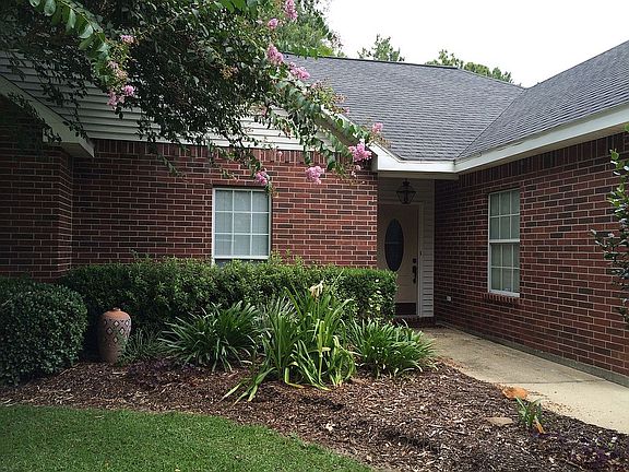 2nd image of 1014 Bonnie Blue Ave