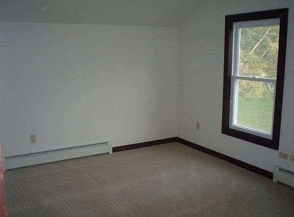 5th image of 83 Regent St