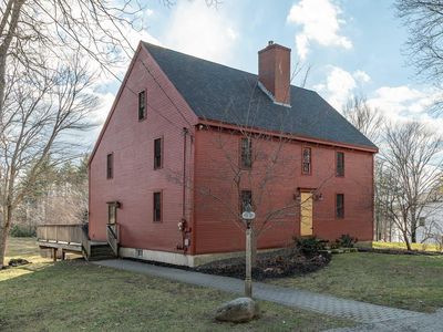 1 Linscott N Road, York, ME, 03909