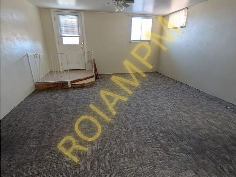 2525 Falls Ave E — Photo 1