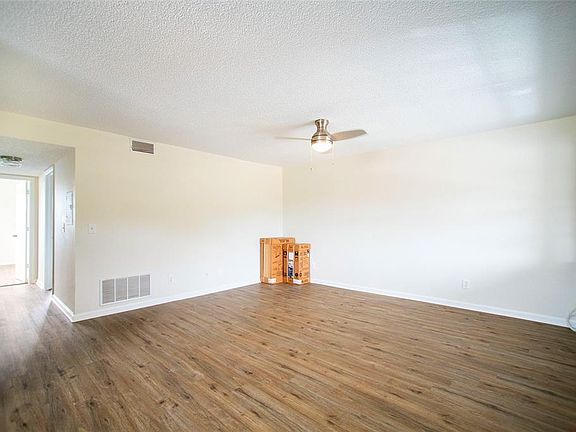 3rd image of 6062 22ND AVENUE N #5