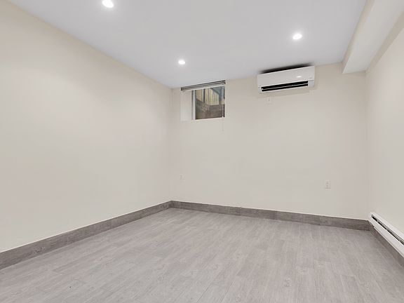 5th image of 315 E 74th St APT 1R