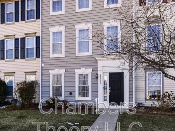 22330 Great Trail Ter, Sterling, VA 20164